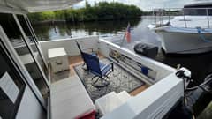 1998 Navigator 5300 "Toes in the Water" photo 8