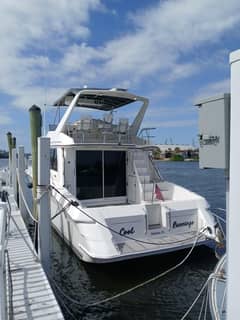 1997 Sea Ray 550 Sedan Bridge photo 3