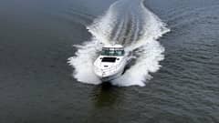 2006 Sea Ray 52 Sundancer photo 3