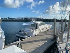 2004 Tiara Sport 5200 Sovran Salon photo 1