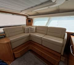 2004 Tiara Sport 5200 Sovran Salon photo 5