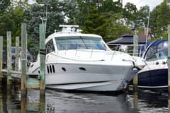 2010 Sea Ray 500 Sundancer photo 1