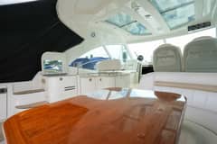 2010 Sea Ray 500 Sundancer photo 9