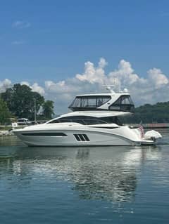 2016 Sea Ray 510 FLY photo 2