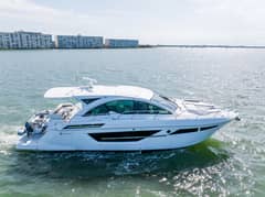 2018 Cruisers Yachts 50 CANTIUS photo 2