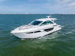2018 Cruisers Yachts 50 CANTIUS photo 6