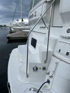 2003 Carver 466 Motor Yacht photo 5