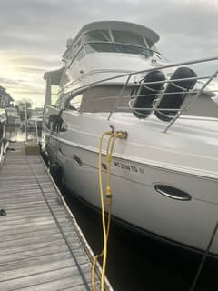 2003 Carver 466 Motor Yacht photo 3