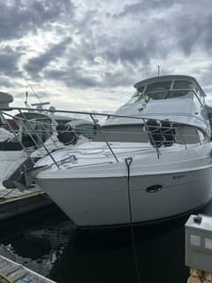 2003 Carver 466 Motor Yacht photo 2