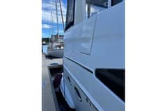 2004 Carver 466 Motor Yacht photo 7