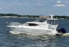 2001 Cruisers Yachts 4450 Express Motor Yacht "CAVU" photo 1