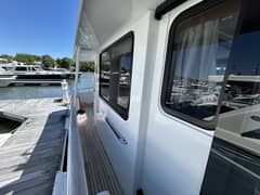2018 Beneteau 44 Swift Trawler photo 4