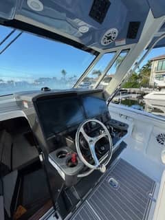 2023 Pursuit S 428 Sport photo 8