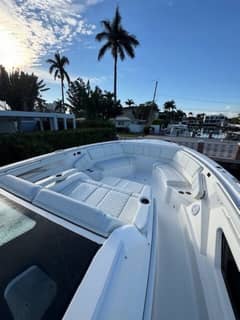 2023 Pursuit S 428 Sport photo 6