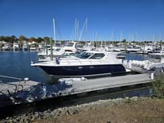 2008 Tiara Yachts 4300 Sovran photo 1