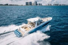 2017 Boston Whaler 42 Outrage photo 1