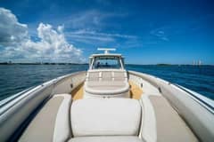 2017 Boston Whaler 42 Outrage photo 9