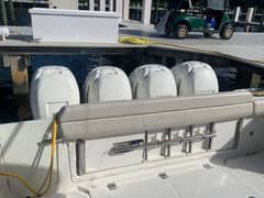 2017 Boston Whaler 420 Outrage photo 7