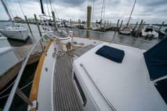 2001 Grand Banks 42 Classic photo 5