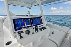 2024 Yellowfin 42 Offshore photo 2