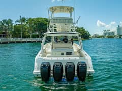 2016 Boston Whaler photo 9