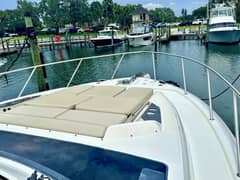 2023 Boston Whaler 405 Conquest photo 5
