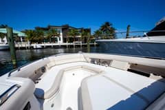 2019 Boston Whaler 380 Realm photo 4