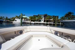 2019 Boston Whaler 380 Realm photo 5
