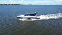 2025 Real 40 HT Luxury  photo 2