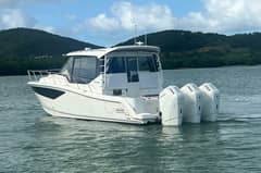 2022 Boston Whaler Conquest 405 photo 4