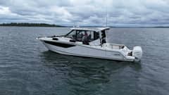 2021 Boston Whaler 405 Conquest photo 8