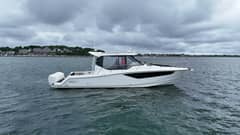 2021 Boston Whaler 405 Conquest photo 3