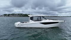 2021 Boston Whaler 405 Conquest photo 4