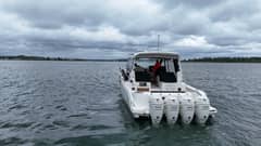 2021 Boston Whaler 405 Conquest photo 7