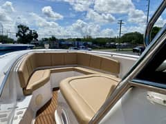 2023 Fishing Raptor 390 Solarium photo 5