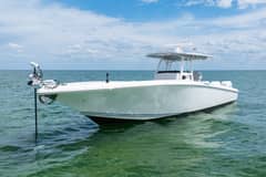 2021 Fountain 38 Center Console photo 2
