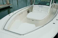 2014 Boston Whaler 370 Outrage photo 4