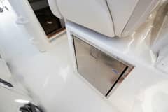 2023 Boston Whaler 380 Outrage photo 8