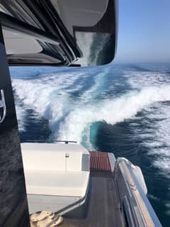 2018 Invictus 370 GT photo 5
