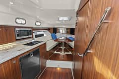 2018 Pursuit 355 OS photo 6