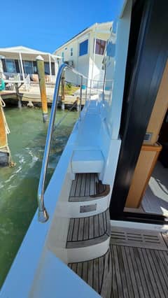 2019 Beneteau Swift Trawler 35 "Mary Alyce" photo 7