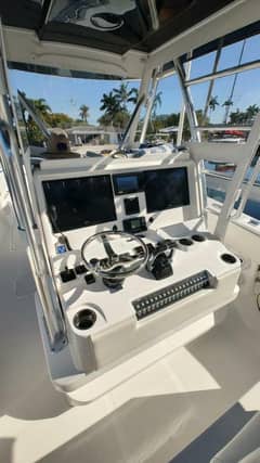 2021 Invincible 36 Open Fisherman photo 5