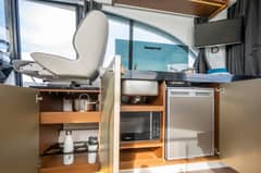 2023 Beneteau Antares 11 photo 8