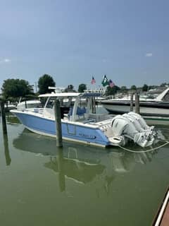 2023 Robalo R360 photo 2
