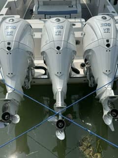 2023 Robalo R360 photo 5