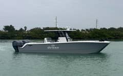 2025 Invincible 35 Catamaran photo 1