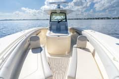 2023 Scout 355 LXF photo 9