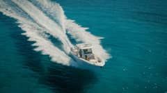 2019 Everglades 355 CC photo 8