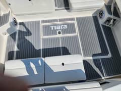 2001 Tiara Yachts 3500 Open photo 6