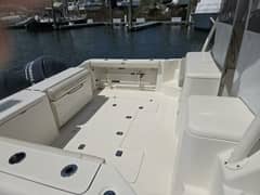 2013 Pursuit 345 Offshore photo 6
